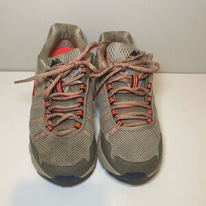 Montrail Gryptonite Tan Outdoor Trail Running Hiking Sneakers Women's Size 9